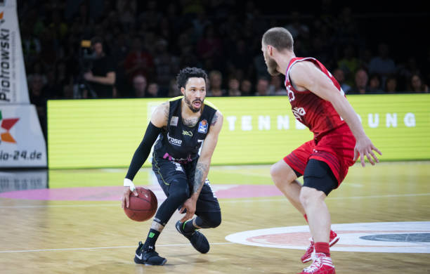 的转会策略 的转会策略