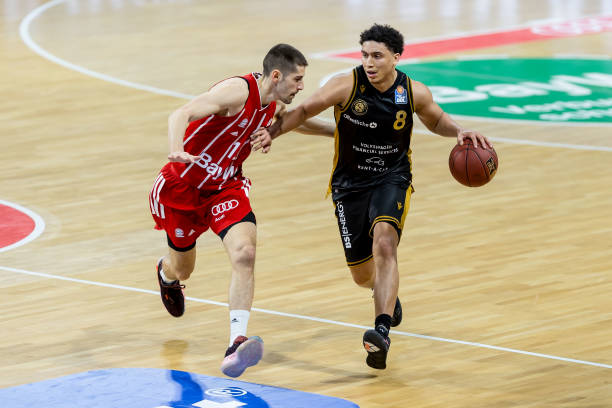 员们在逆境 员们在逆境