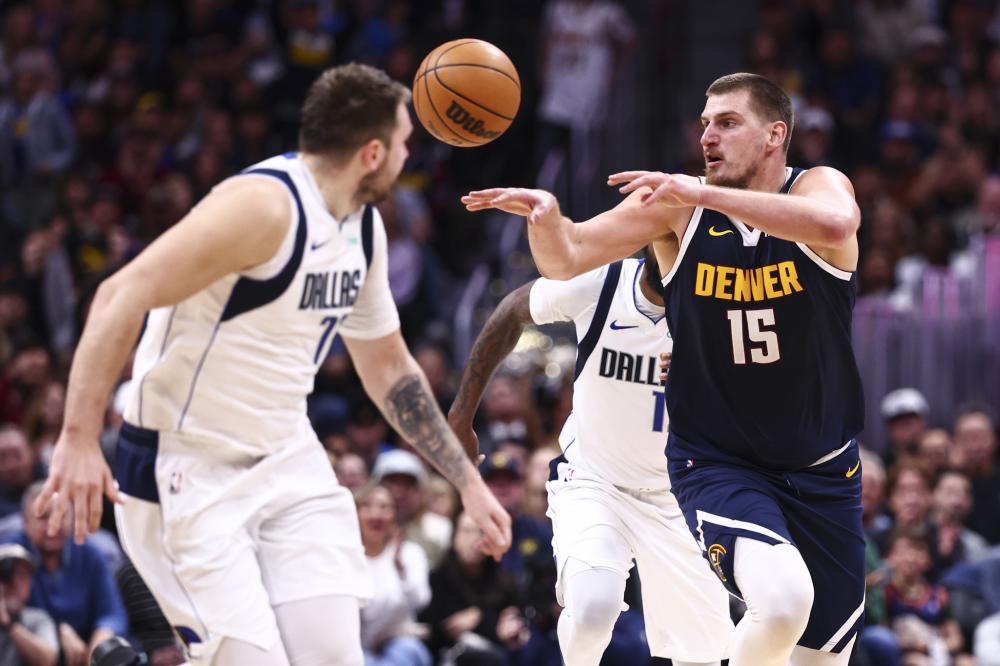 训练中引入 训练中引入